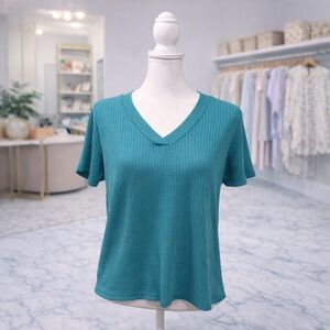 White Birch Waffle Knit V-Neck Top Size Small Teal Soft Stretch